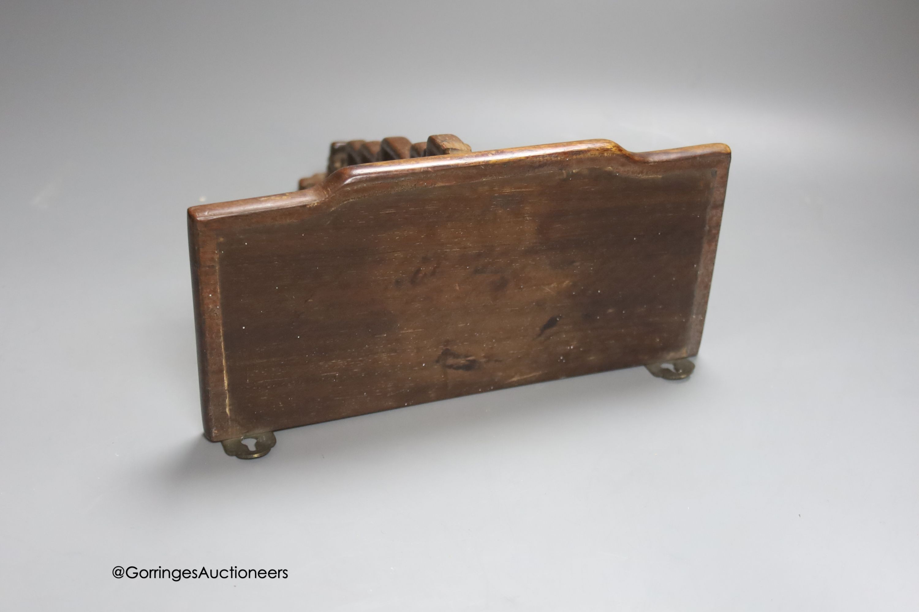 A Chinese hardwood wall bracket, late Qing, length 23cm